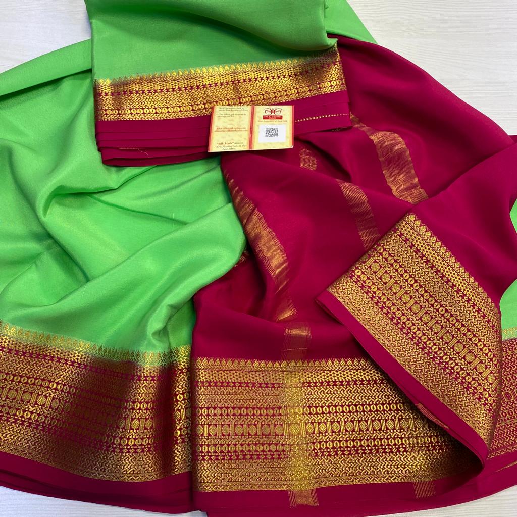 PARROT GREEN IN DEEP PINK